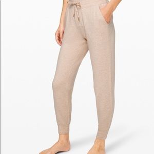 Lululemon Warm Down Jogger Soft Touch